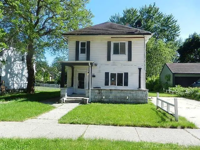 33 Parkview Ave