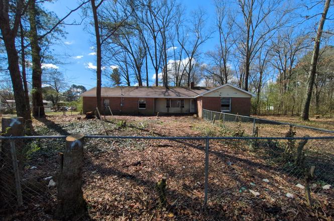 71 Oakwood Ln