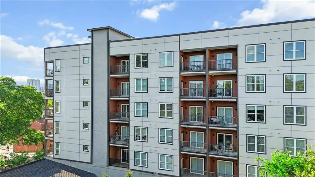525 Parkway Dr #110