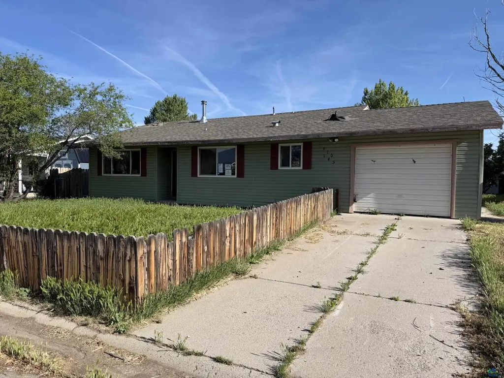 710-145 Muskrat Dr