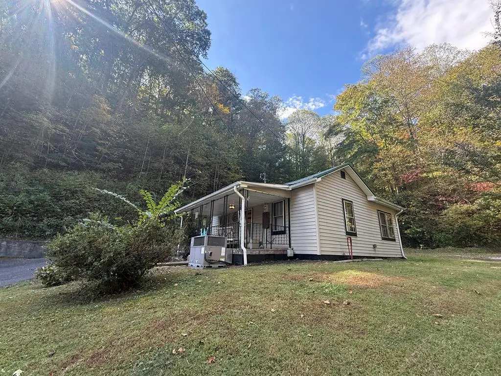 469 Hatfield Br