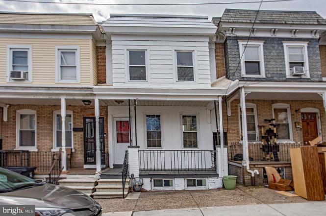 1210 Elm St