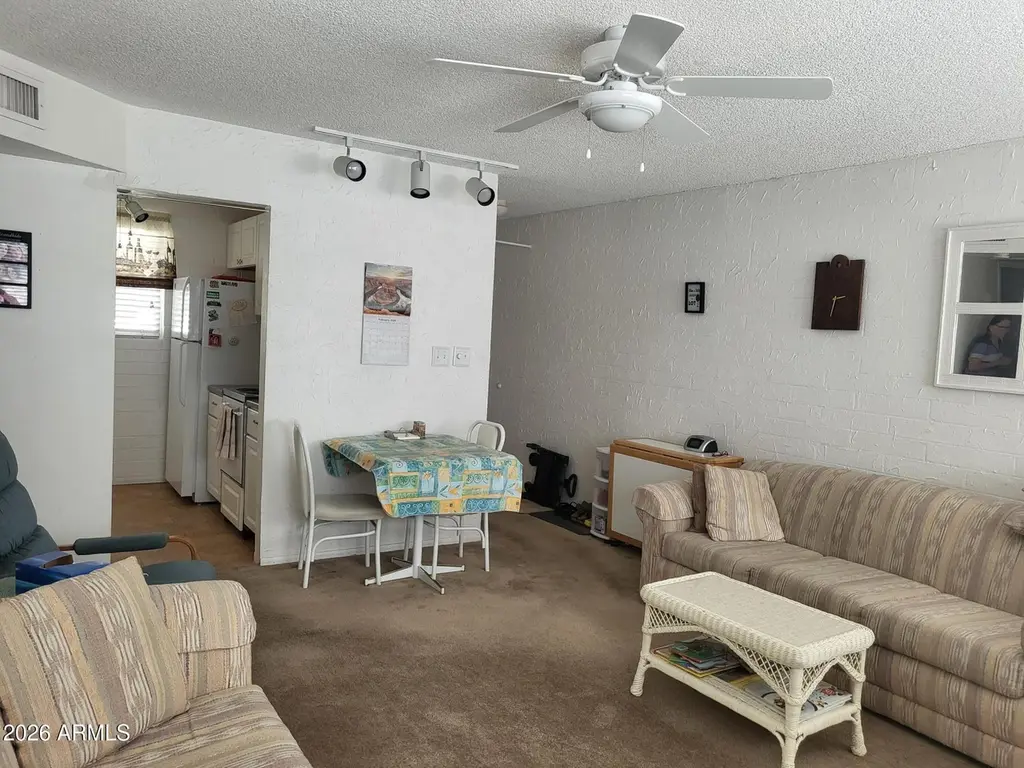 720 N 82nd St Unit E214