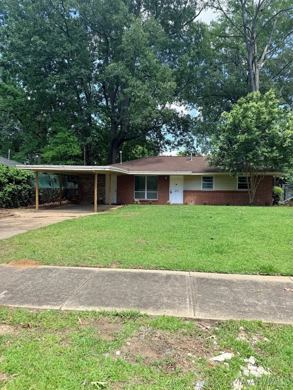 1837 Shadow Ln