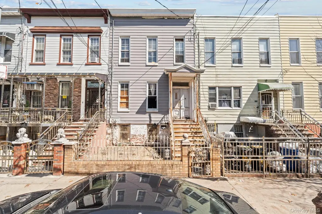 99 Doscher St
