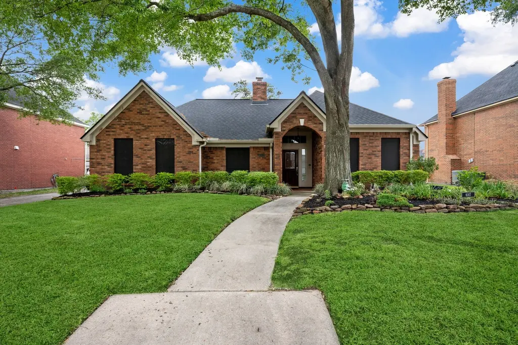 6007 Summer Oaks Dr