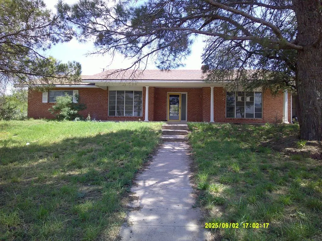 2308 Brent St