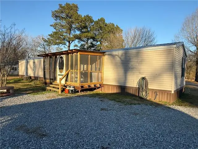 57 Deville Cutoff Rd