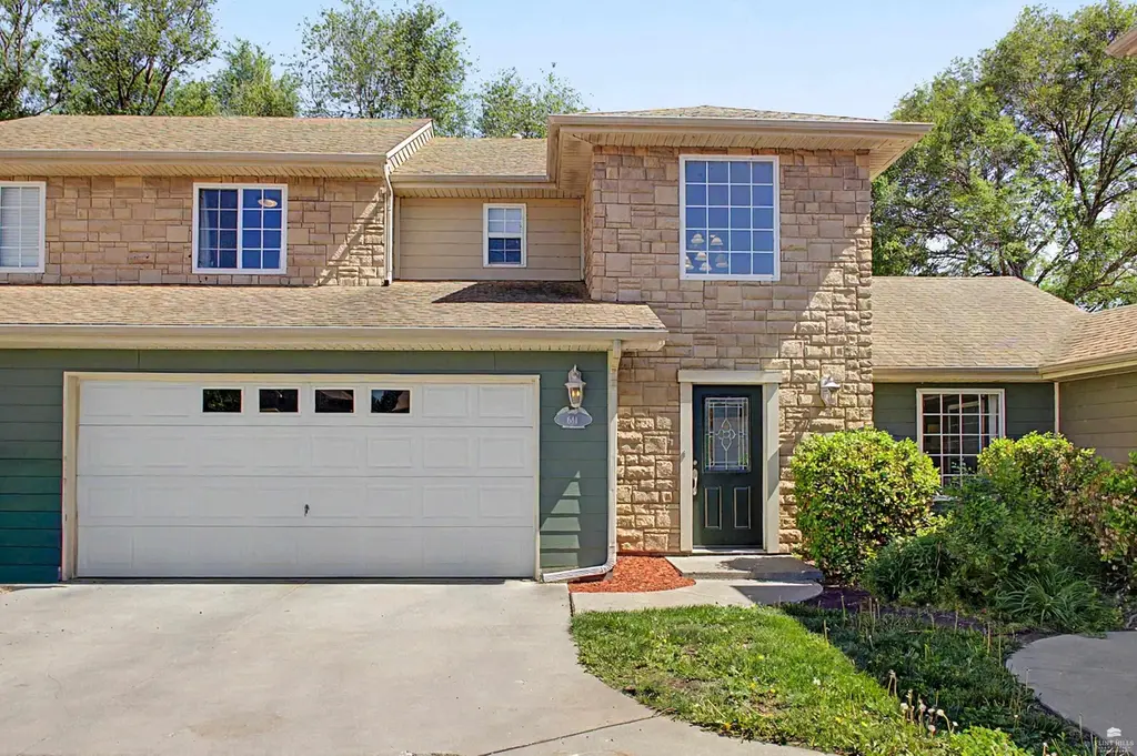 641 Seitz Ct