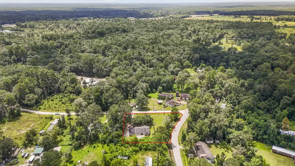 140 Friar Tuck Rd