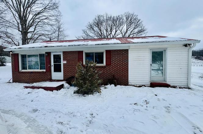 1190 Saint Clairs Creek Rd