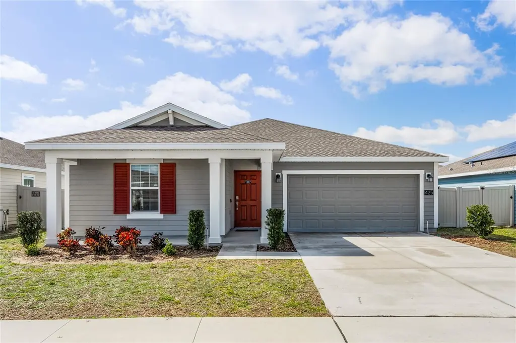 425 N Andrea Cir