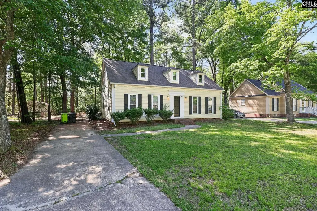 452 Harleston Rd