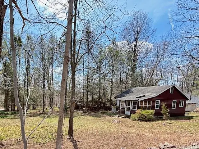 34 Cascade Lake Rd