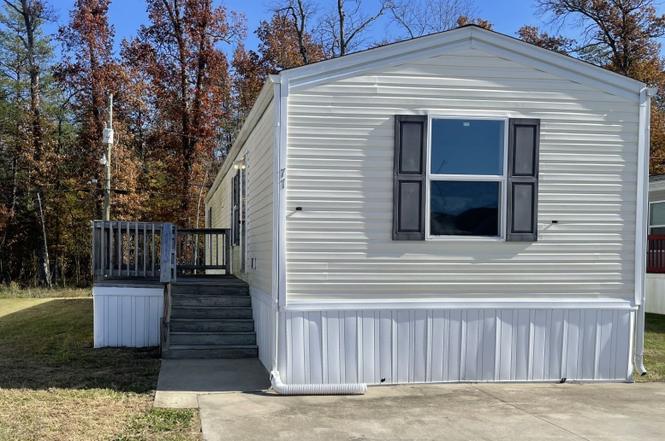 1050 Highway 44 W #77