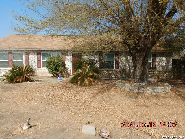 5875 Castle Lk