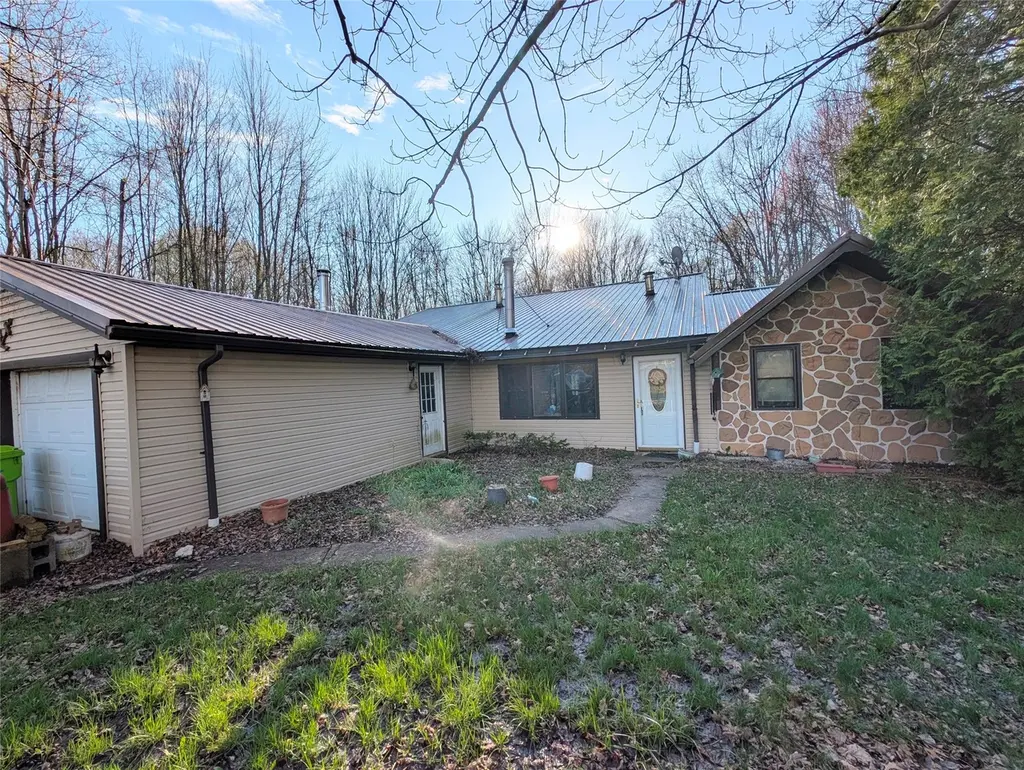 15491 Eve Dr
