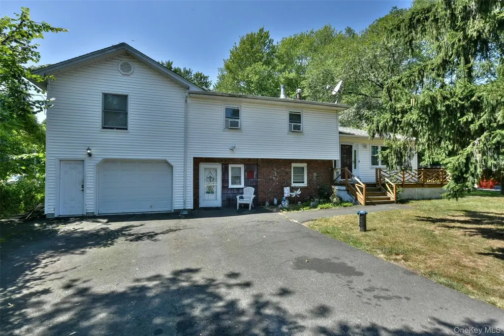 121 Hammond Rd