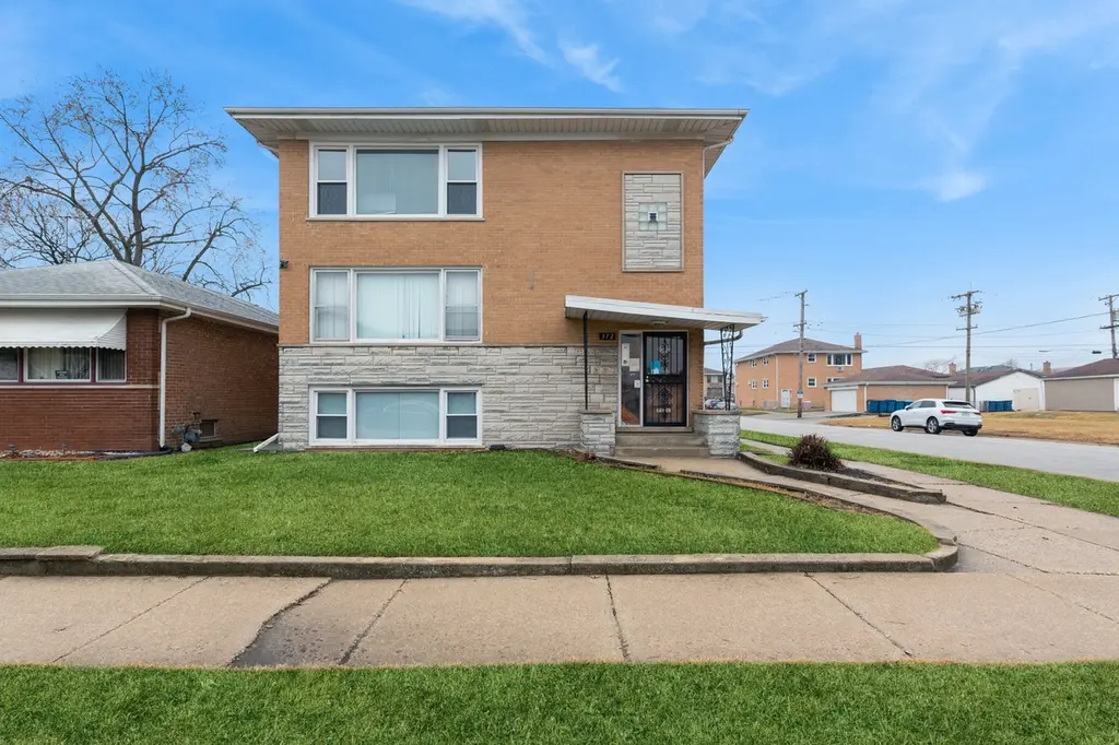 372 Yates Ave