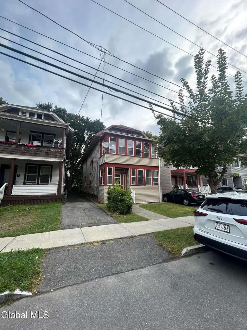 443 Myrtle Ave