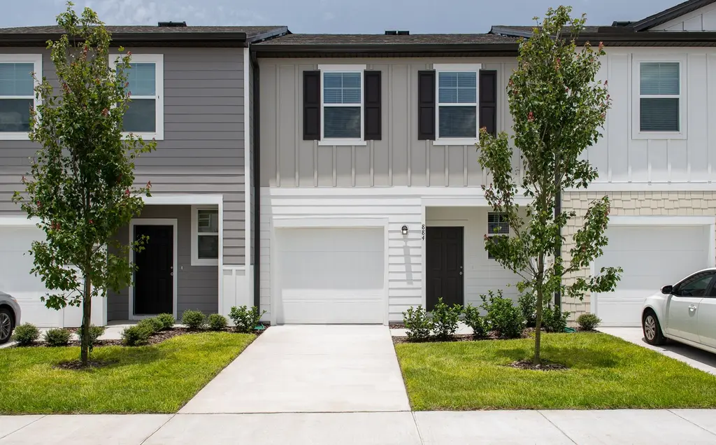 3684 Spire Dr