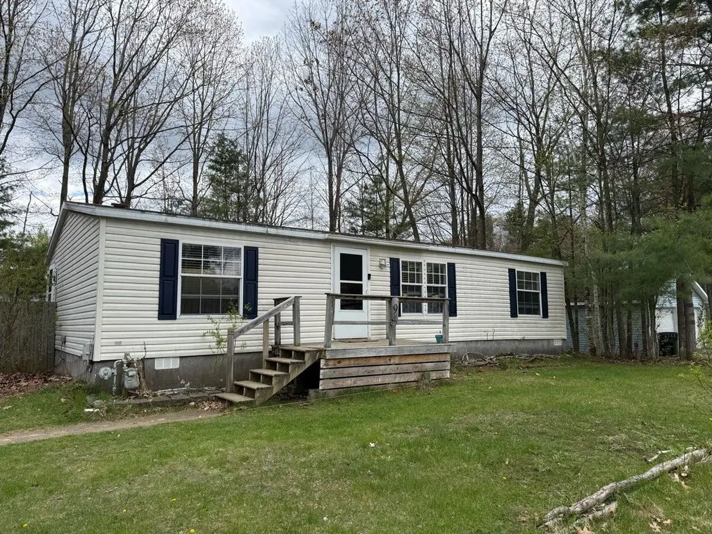 9 Mallard Dr