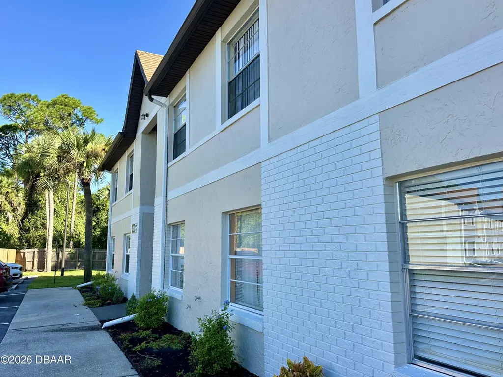 420 Banana Cay Dr Unit B