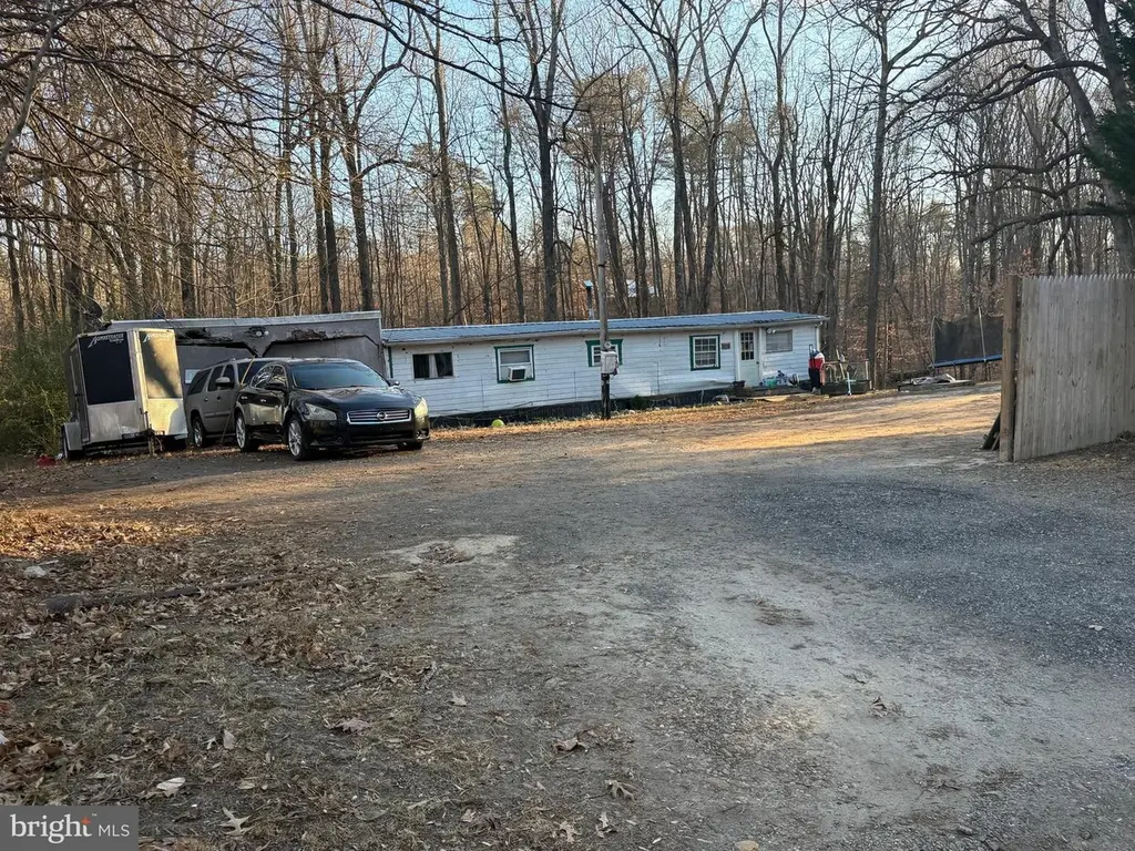 8210 Jacksontown Rd