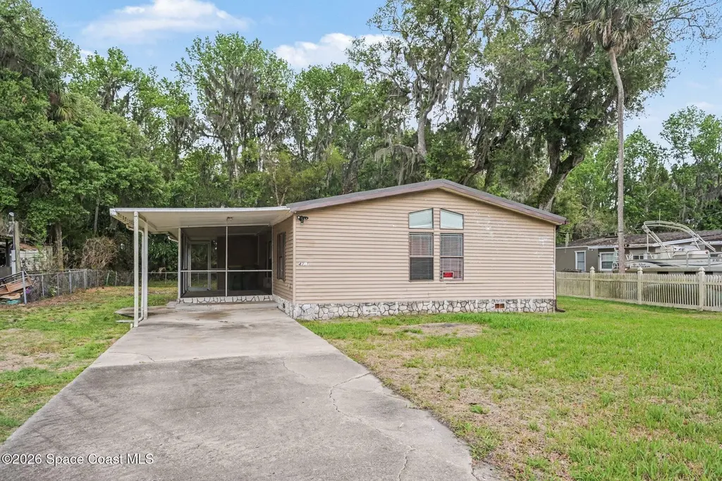 4737 Cambridge Dr