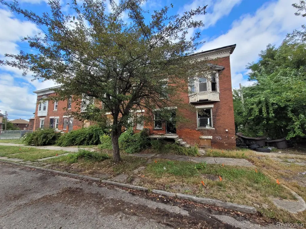 3828 Scovel Pl