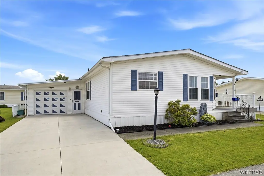 22 Cypress Rd