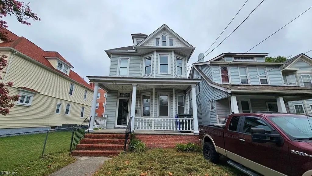 436 W 34th St