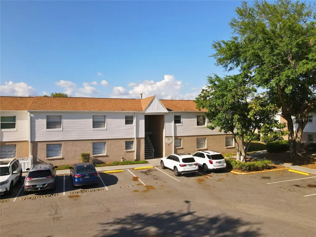 7210 N Manhattan Ave #2524