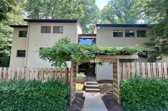 5651 Harpers Farm Rd Unit F