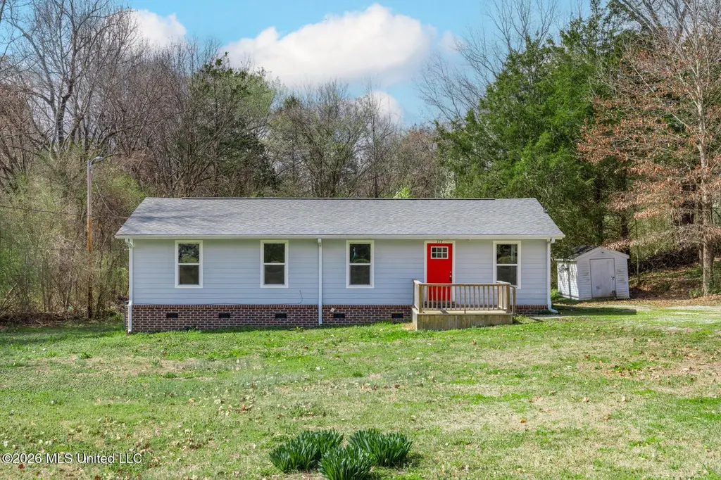 117 Interstate Hwy Farm Rd