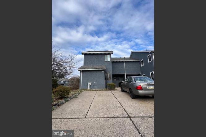 169 Marlyn Ln
