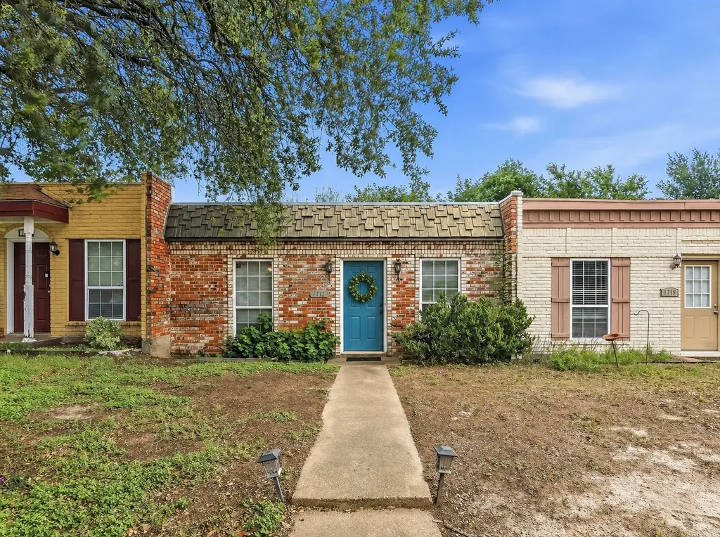 1711 Welsh Ave