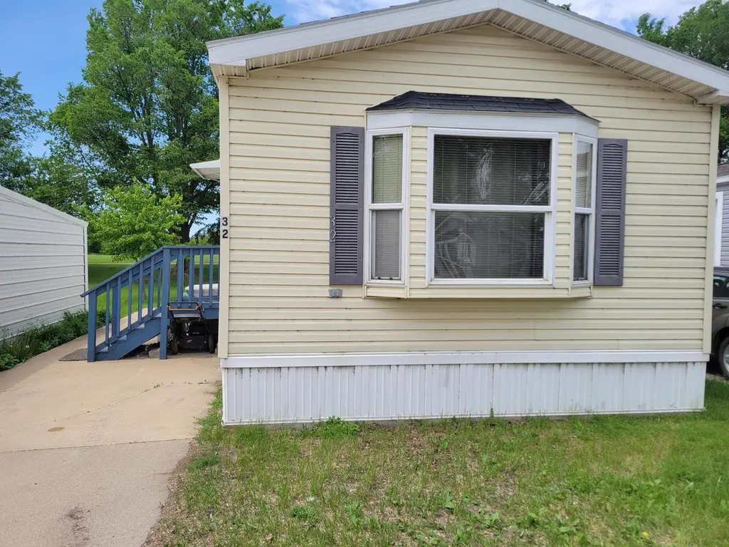 1502 Memphis Ave #32