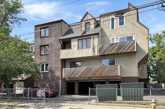 183 Livingston Pl #12