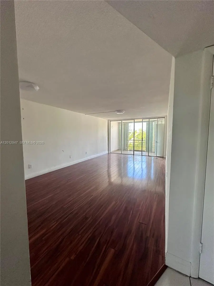 1501 NE 191st St Unit C412