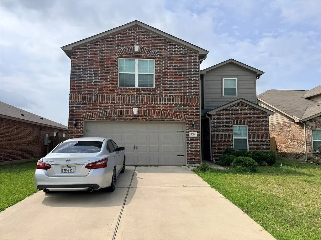 3016 Iron Woods Dr