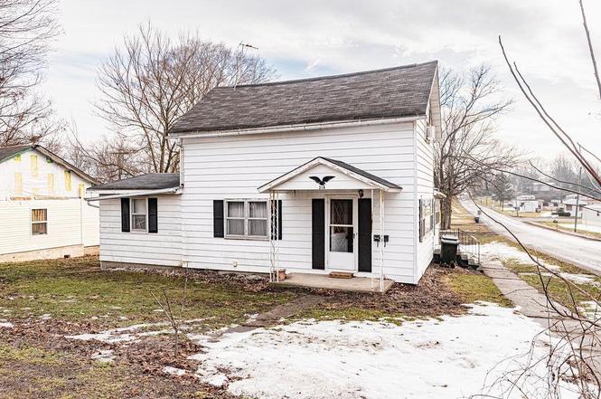 214 S Elm St