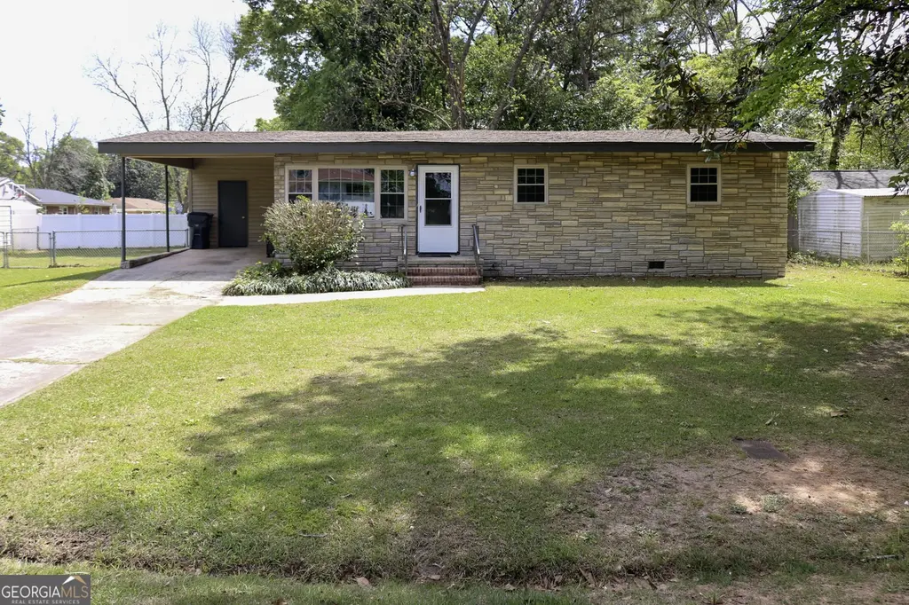 125 Anne Dr