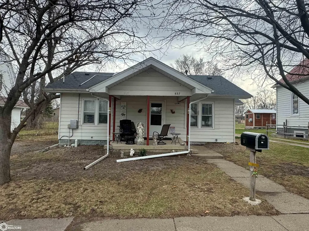 837 S 15th St