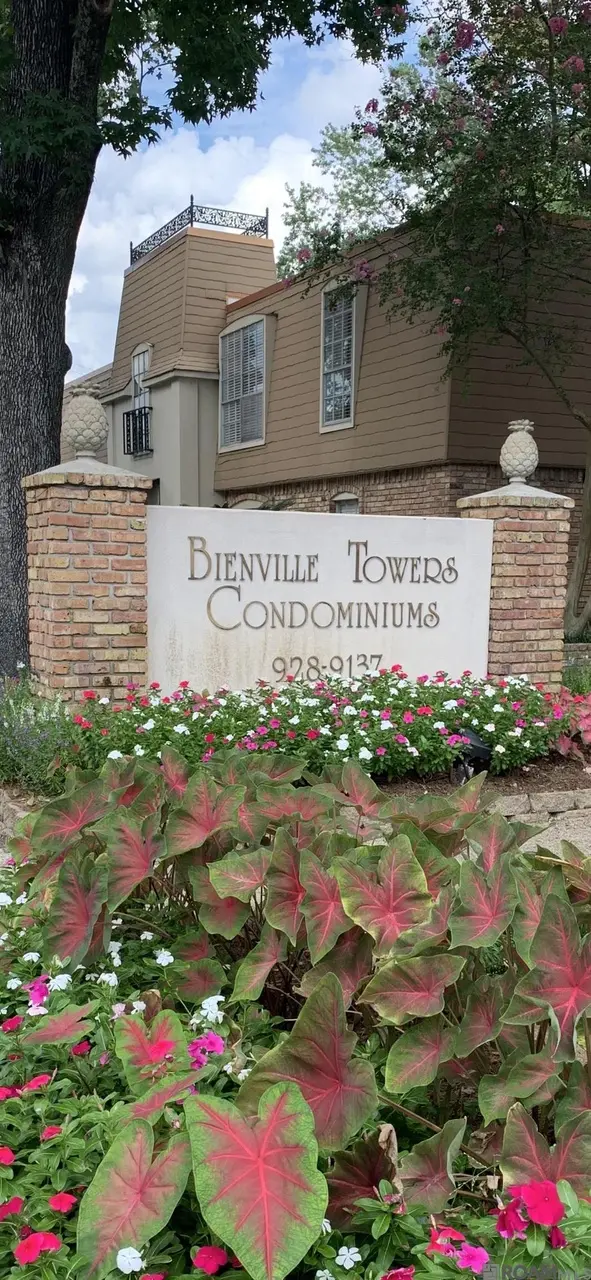 2100 College Dr #174