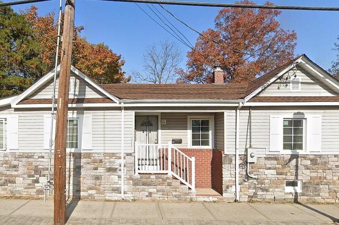 813 Prospect Ave