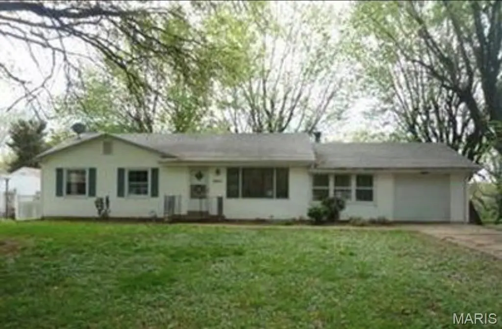 12511 Hillview Dr