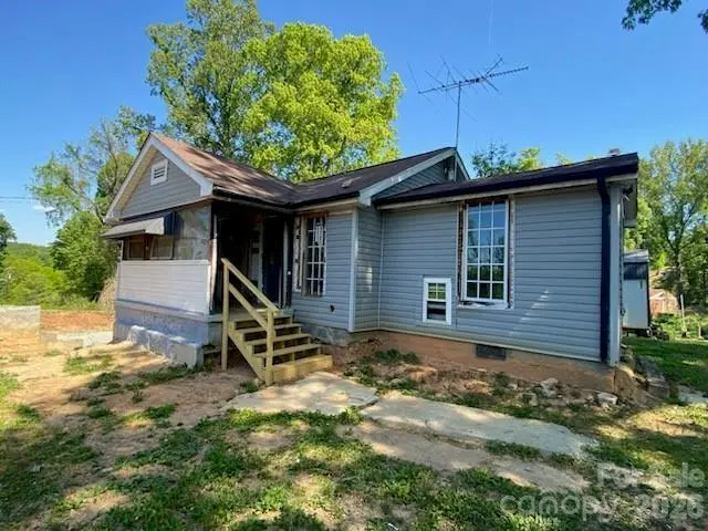 2112 Harpertown Cir