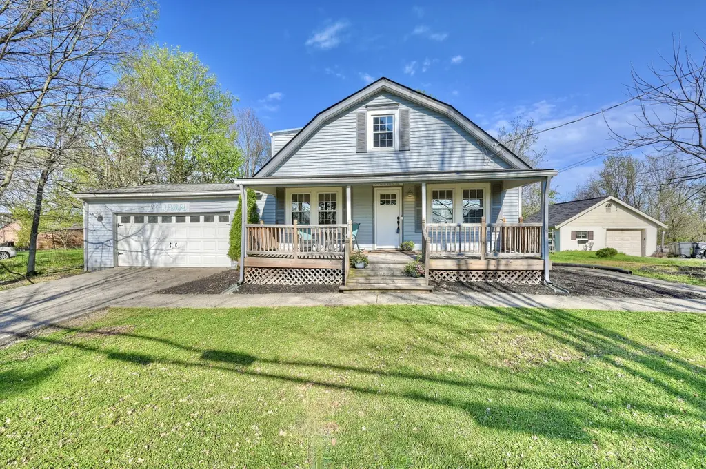 40 Pelly Rd