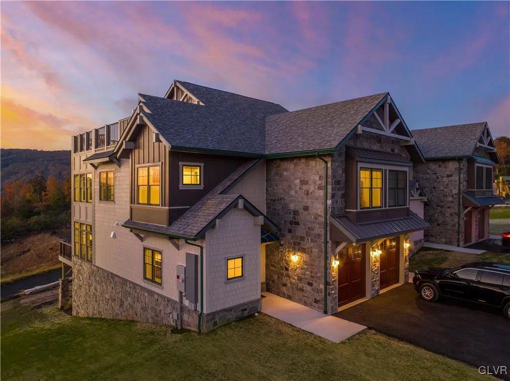 630 Hunter Cir Unit 4 MOUNTAIN HOME ALT